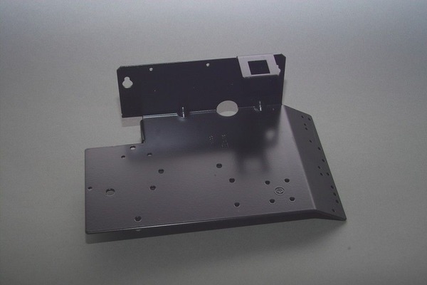 Brötje Halter für Elektrobauteile 975872, verschiedene Farben, Gewicht 1,055 kg, Brötje