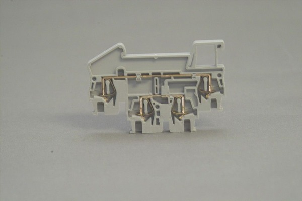 Brötje Dreifachklemme grau 1,5 mm2, Gewicht 0,046 kg, Artikelnummer YBT667807
